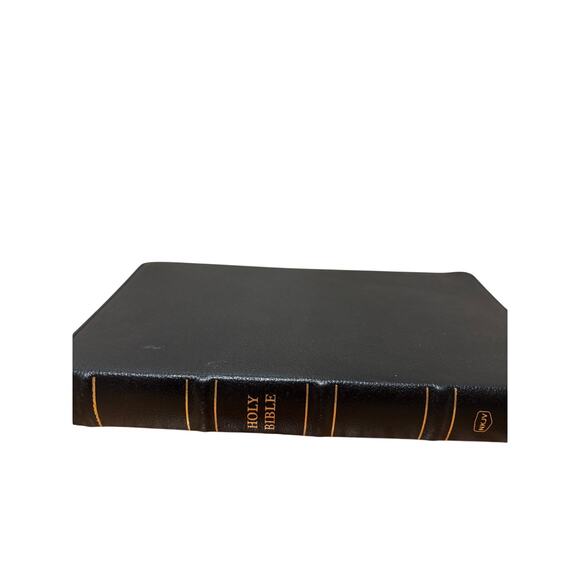 bible Other - NKJV Holy Bible Deluxe Thinline Reference – Black